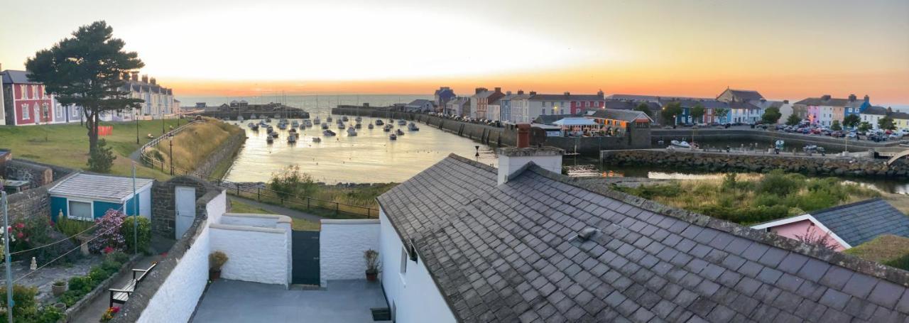 Aberaeron Island House - Panoramic Harbour Views Villa Екстериор снимка